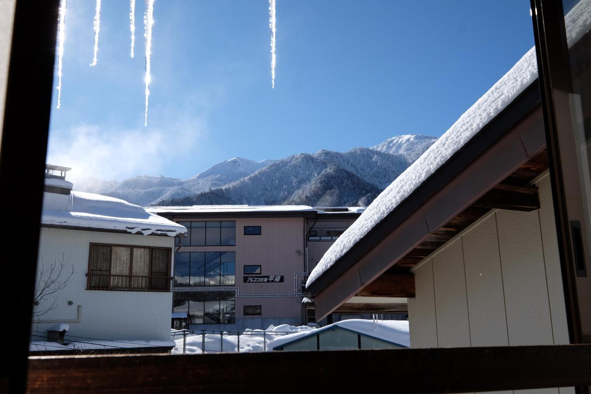 Tsuyukusa Takayama  Quarto foto
